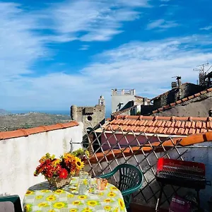 https://ca-de-raffe.hotelitalianriviera.com