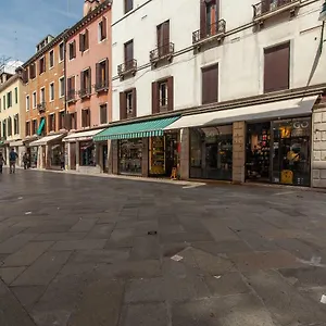 https://ca-doro-design.hotelslidodijesolo.com